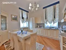 Prodej bytu 3+1, Karlovy Vary, Moskevská, 100 m2