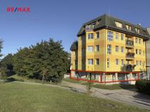 Prodej obchodního prostoru, Praha - Hlubočepy, Voskovcova, 141 m2