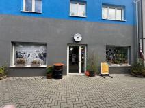 Pronájem obchodního prostoru, Hulín, nám. Míru, 141 m2