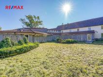 Prodej apartmánu, Všeruby, 952 m2