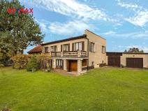 Prodej rodinného domu, Zlosyň, 307 m2