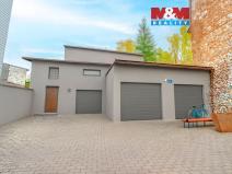 Prodej rodinného domu, Karlovy Vary - Dvory, Chebská, 203 m2