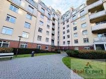 Prodej bytu 1+kk, Praha - Vinohrady, U Zvonařky, 40 m2