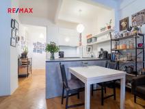 Prodej bytu 2+kk, Praha - Holešovice, Veverkova, 58 m2