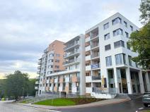 Pronájem garážového stání, Zlín, Nad Stráněmi, 18 m2