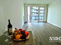 Pronájem bytu 1+kk, Praha - Strašnice, Zvěřinova, 39 m2