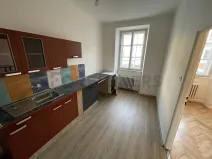 Pronájem bytu 2+kk, Hradec Králové, Velké náměstí, 60 m2