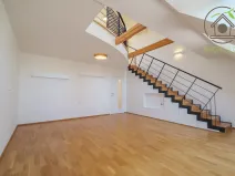 Prodej bytu 3+1, Praha - Suchdol, Brandejsovo náměstí, 116 m2