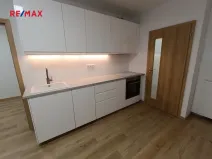 Pronájem bytu 3+kk, Praha - Vršovice, Taškentská, 57 m2