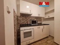 Pronájem bytu 1+kk, Chomutov, Sokolská, 28 m2