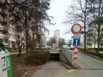 Pronájem garážového stání, Hradec Králové, Jungmannova, 6 m2