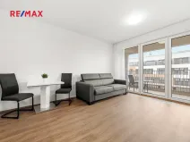 Pronájem bytu 1+kk, Praha - Hloubětín, Poděbradská, 33 m2