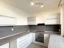 Pronájem bytu 2+1, Kadaň, Chomutovská, 61 m2