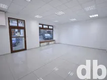 Pronájem obchodního prostoru, Karlovy Vary, Dr. Davida Bechera, 55 m2