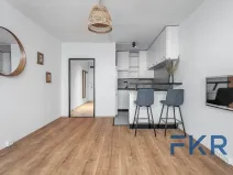Pronájem bytu 1+kk, Praha - Háje, Hlavatého, 27 m2