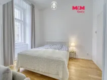 Prodej bytu 1+kk, Praha - Vinohrady, Římská, 35 m2
