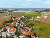 Prodej komerčního pozemku, Pištín, 8217 m2