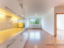 Prodej bytu 2+kk, Praha - Prosek, Mimoňská, 60 m2
