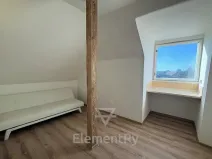 Pronájem atypického bytu, Hradec Králové, Malé náměstí, 20 m2