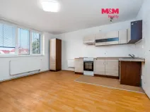 Prodej bytu 2+kk, Milovice, Mírová, 42 m2