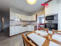Prodej bytu 3+1, Sokolov, Atletická, 84 m2