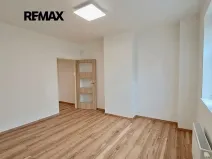 Pronájem obchodního prostoru, Praha - Podolí, Na hřebenech I, 38 m2