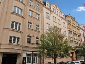 Prodej bytu 3+kk, Karlovy Vary, K. Čapka, 238 m2
