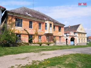 Prodej zemědělského objektu, Břvany, 2674 m2