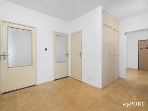 Prodej bytu 4+1, Praha - Vinoř, Uherská, 100 m2