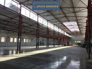 Pronájem výrobních prostor, Čelákovice, 4000 m2