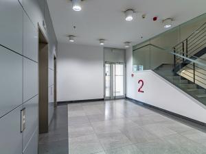 Pronájem kanceláře, Praha - Holešovice, Jankovcova, 830 m2