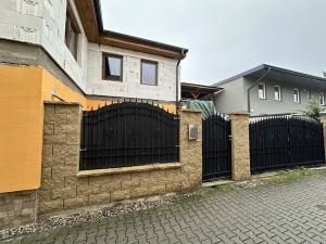 Prodej rodinného domu, Lužec nad Vltavou, Spojovací, 182 m2