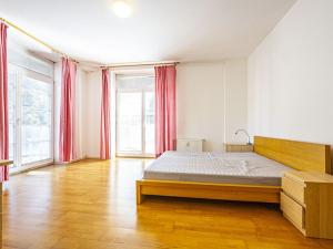 Prodej bytu 4+1, Praha - Veleslavín, Na okraji, 182 m2