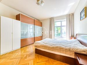 Prodej bytu 4+kk, Praha - Bubeneč, Rooseveltova, 196 m2