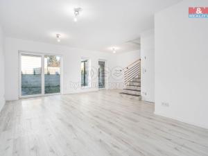 Prodej rodinného domu, Milovice - Benátecká Vrutice, 158 m2