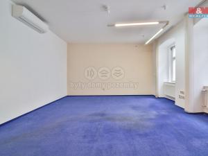 Pronájem kanceláře, Plzeň - Vnitřní Město, Bezručova, 913 m2