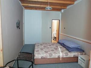 Prodej ubytování, Bouzov, 361 m2