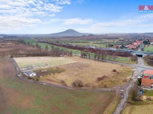 Prodej pozemku pro komerční výstavbu, Ledčice, 7398 m2