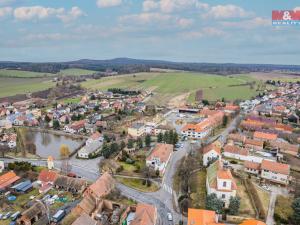 Prodej zemědělské usedlosti, Lišany, Pražská, 9000 m2