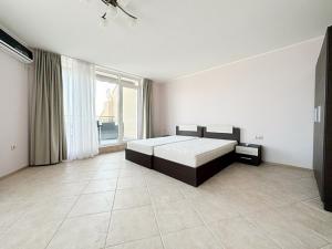 Prodej bytu 3+kk, Burgas, Bulharsko, 172 m2