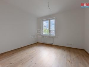 Prodej bytu 3+kk, Ostrov, Myslbekova, 67 m2