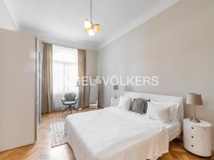 Pronájem bytu 3+1, Praha - Staré Město, Veleslavínova, 120 m2