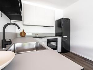 Pronájem bytu 1+kk, Praha - Malešice, Počernická, 32 m2