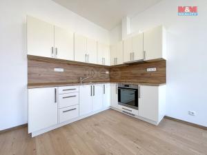 Pronájem bytu 3+kk, Bzenec, náměstí Svobody, 59 m2