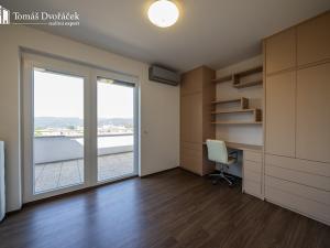 Prodej bytu 4+kk, Tišnov, Dlouhá, 104 m2