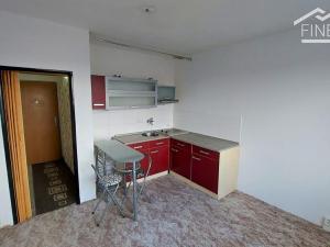 Prodej bytu 1+kk, Žatec, Havlíčkovo náměstí, 20 m2