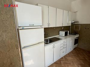 Pronájem bytu 2+kk, Kladno, Čermákova, 52 m2