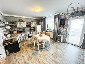 Prodej rodinného domu, Dolní Bukovsko, 260 m2