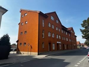 Prodej bytu 1+kk, Šestajovice, Komenského, 32 m2