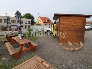 Pronájem obchodního prostoru, Srubec, Ledenická-St. Pohůrka, 500 m2